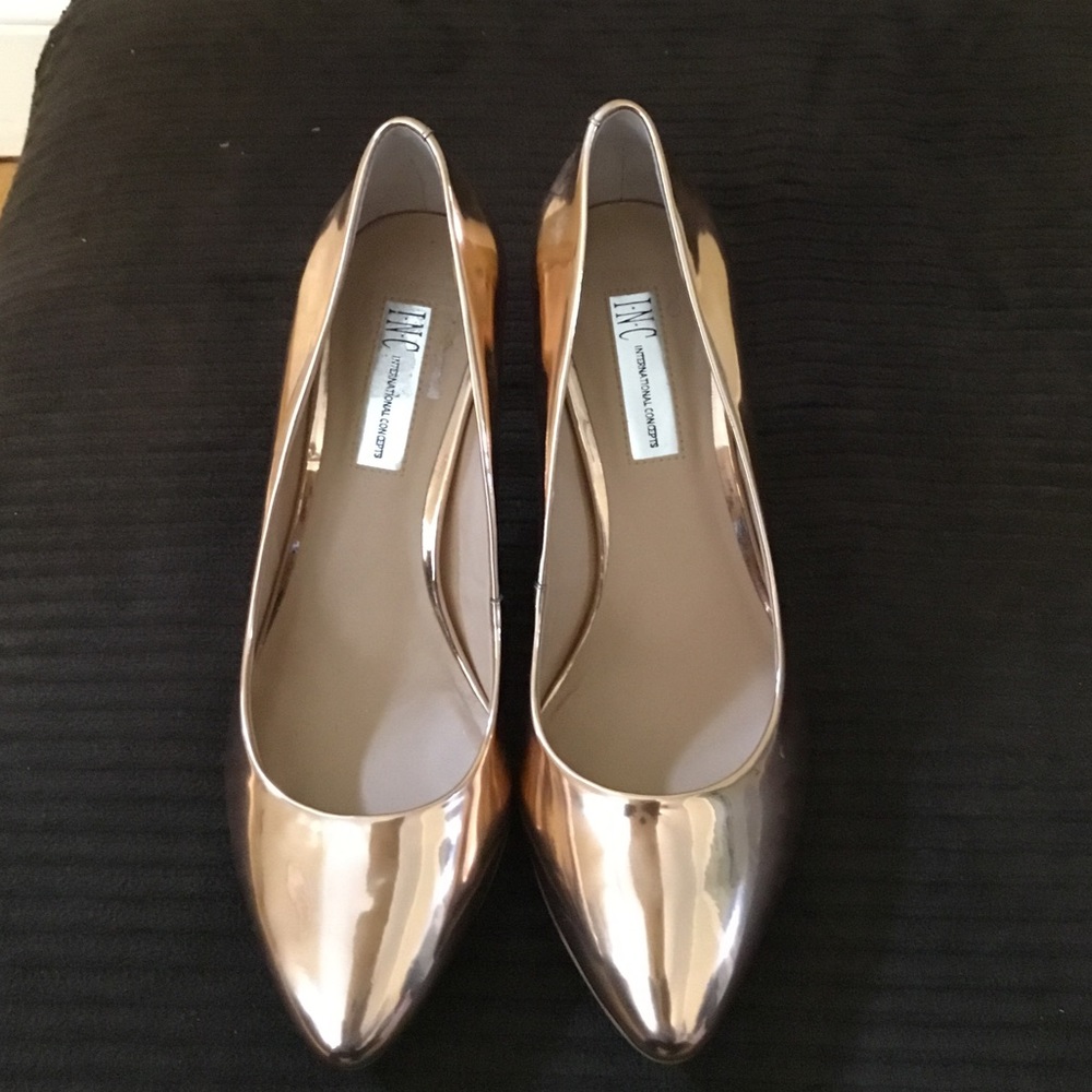 Rose gold pumps